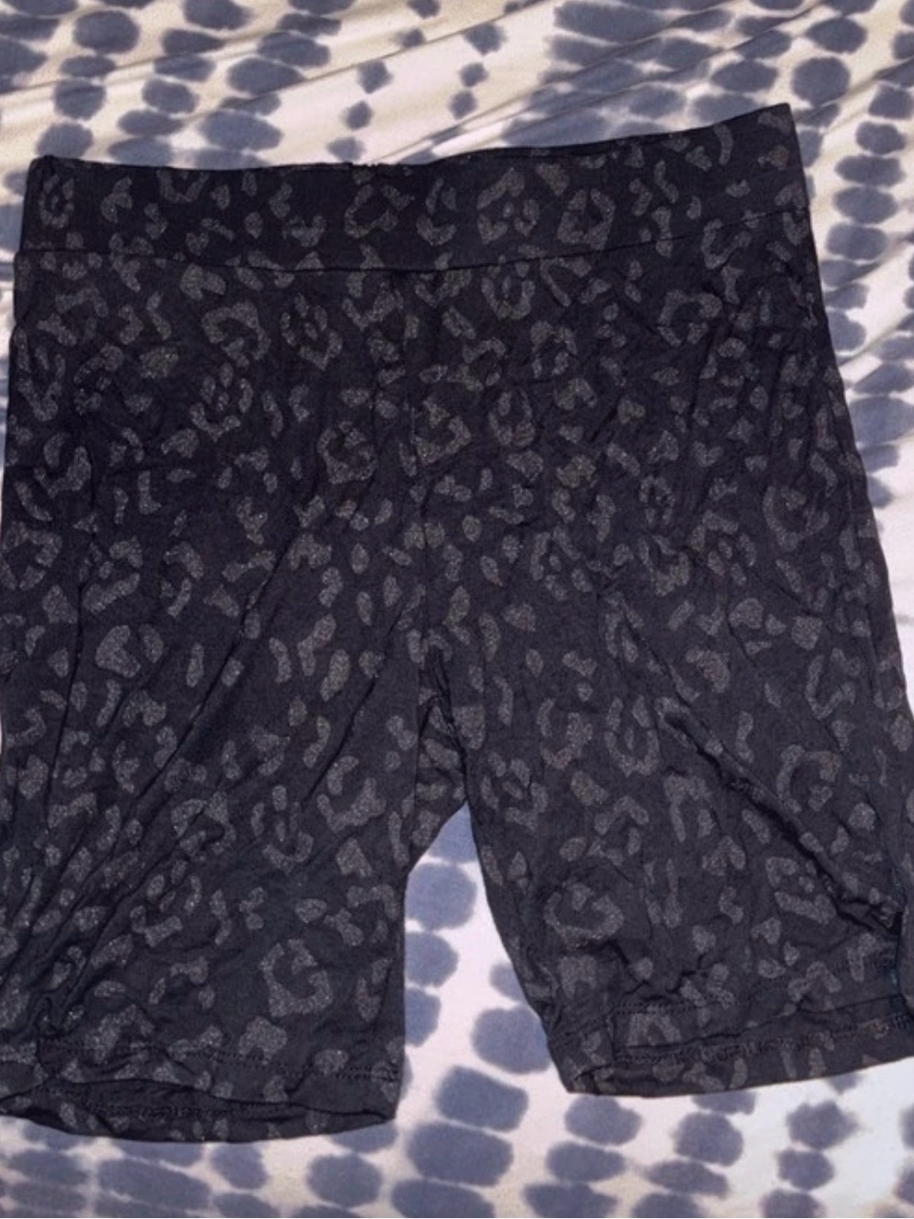 Kyte baby Kyte living bamboo women’s biker shorts midnight leopard